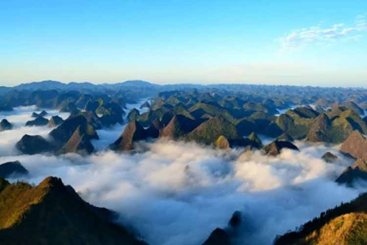冊亨冗峰坪自然風(fēng)景名勝區(qū)
